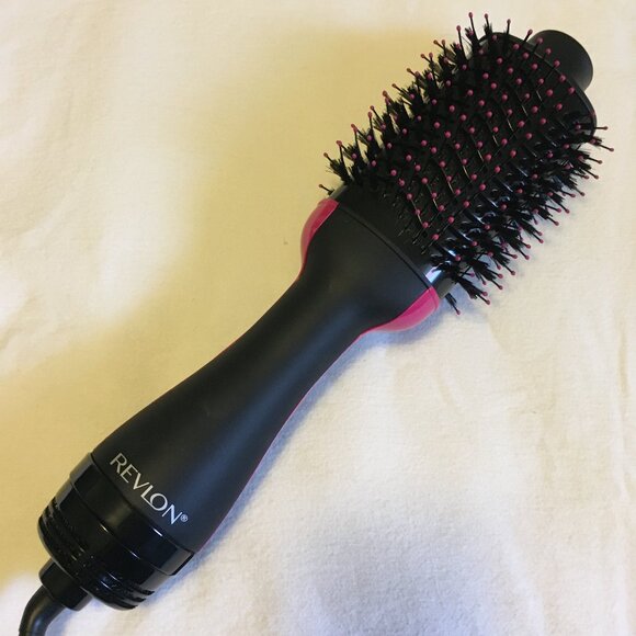 Revlon Salon Helen of Troy Hot Air Dryer Round Hair Brush & Volumizer - Picture 2 of 11